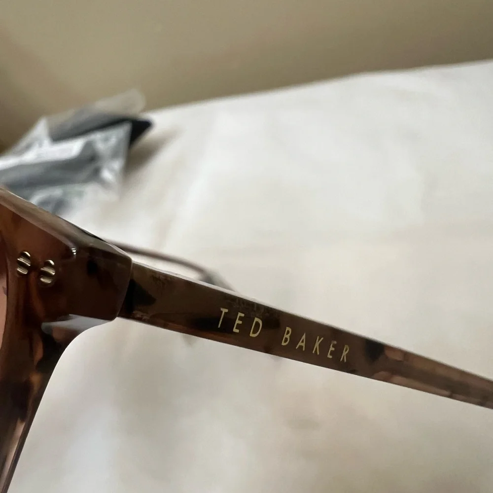 Ted Baker Sunglasses NWT - Picture 11 of 13